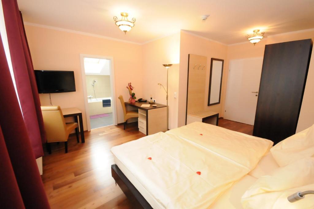 Gasthof Bacher Hotel Villach Zewnętrze zdjęcie